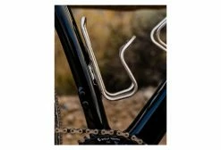 Porte-Bidon Wolf Tooth Morse Cage Ti Titane -Hydratation VTT Soldes unnamed file 106